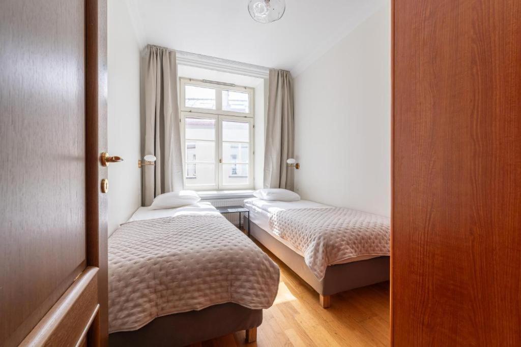 Old Town Square Residence Reval Esterno foto