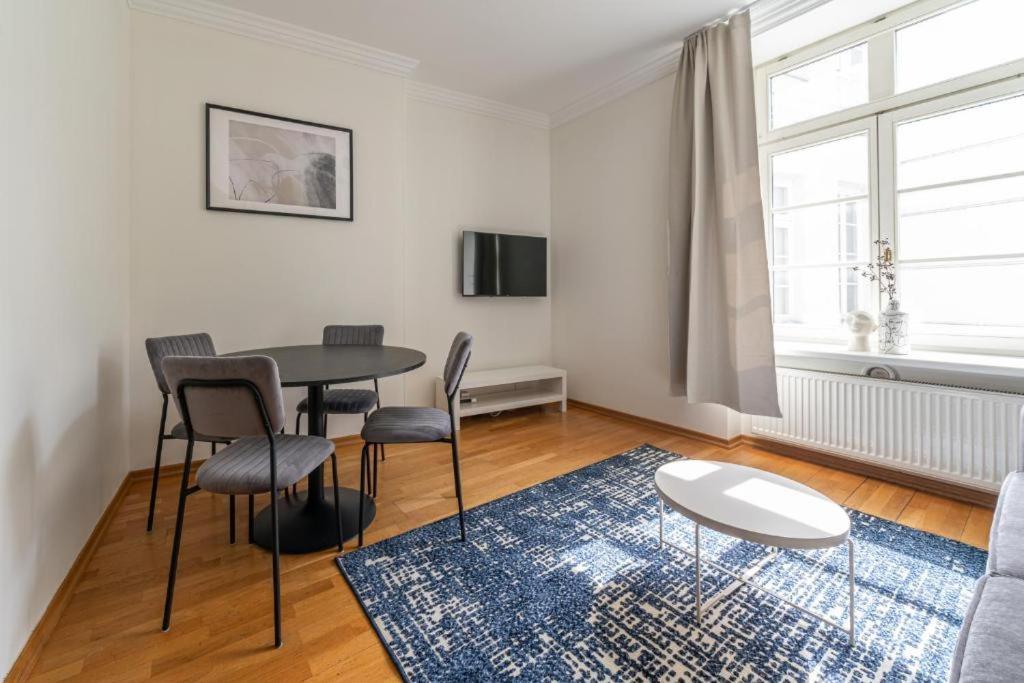 Old Town Square Residence Reval Esterno foto