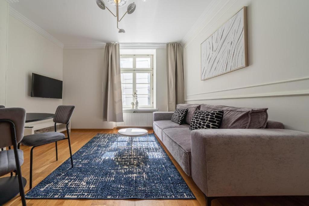 Old Town Square Residence Reval Esterno foto