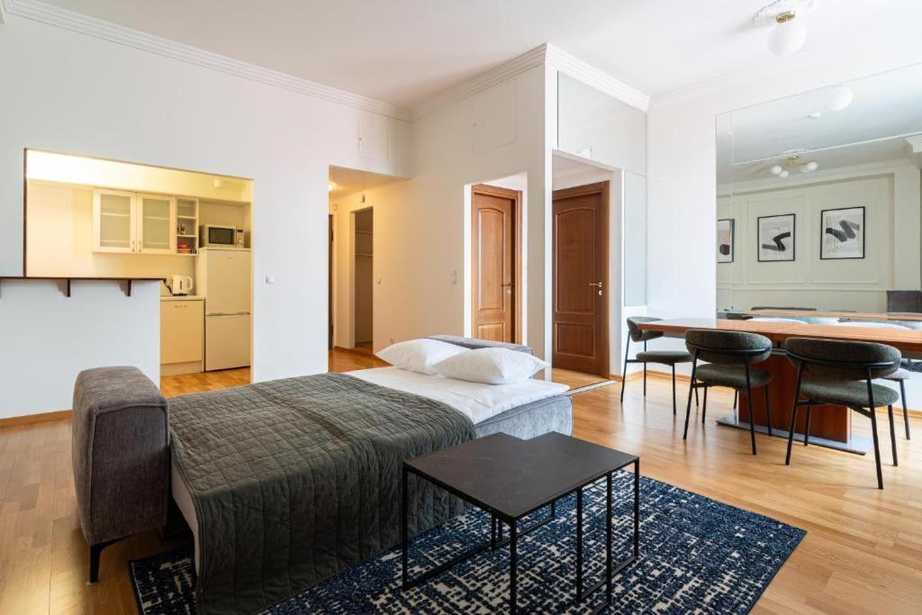 Old Town Square Residence Reval Esterno foto